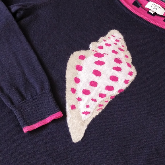 Crown & Ivy preppy navy/pink sweater with seashell - Picture 4 of 6